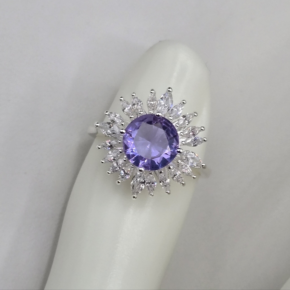 Swarovski Crystal Elements Silver Statement Ring Light Amethyst Purple Size 7 - Picture 2 of 10